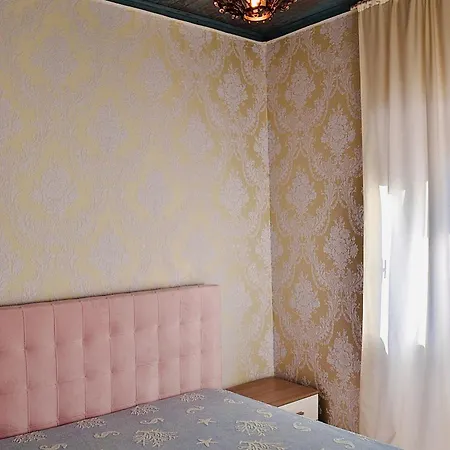 Oleandra With Garden&swimming Pool Dizzasco