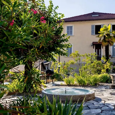 公寓 Oleandra With Garden&swimming Pool *