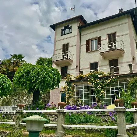 Oleandra With Garden&swimming Pool Apartman *